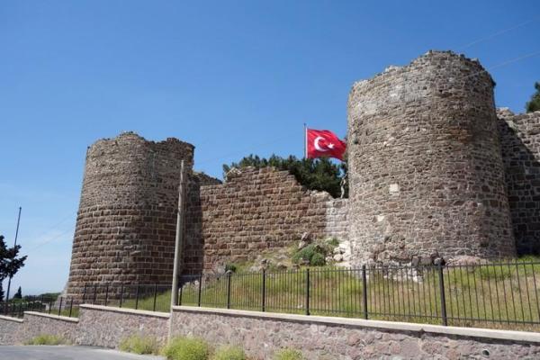 Kadifekale Castle | Daily Tours