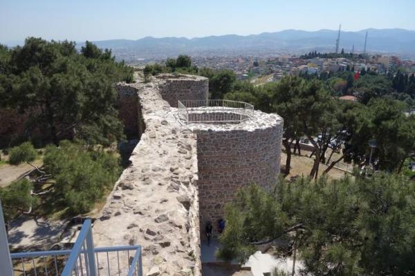 Kadifekale Castle | Daily Tours