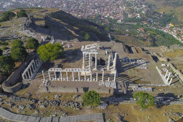 Pergamon: Living Where Satan's Throne Is